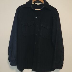 Woolrich Dark Navy Mens Heavy Wool Shacket Button-down Shirt sz M Vintage
